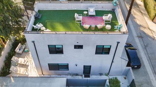 Sherman Oaks Casa | Fulton II by AvantStay Rooftop Patio w Views