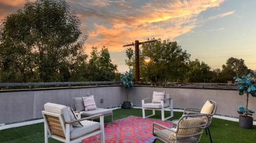 Sherman Oaks Casa | Fulton II by AvantStay Rooftop Patio w Views