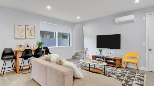Sherman Oaks Casa | Fulton II by AvantStay Rooftop Patio w Views