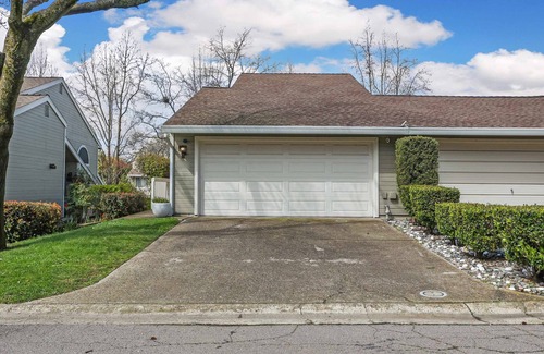 Roseville Casa | Fun 3B/2.5B+Pool Escape—Lots of Attractions Nearby