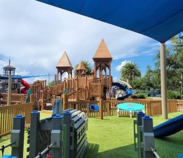 Beach Haven Casa | Fun 5* Hot Tub/Beaches getaway Near MAYO