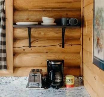 Wasilla Chalet De Esquí | Fun Alaska Log Cabin on Wooded Property!