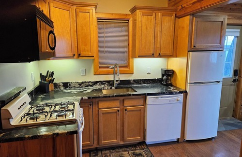 St Croix Falls Cabina | Fun cabin on Deer Lake in delightful Saint Croix Falls with dock. Sleeps 6.