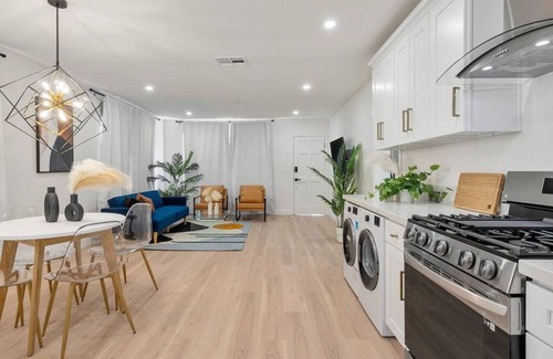 Alhambra Casa | Fun City Escape15mins2DowntownLA