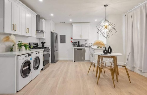 Alhambra Casa | Fun City Escape15mins2DowntownLA