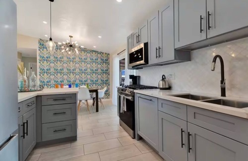 Desert Hot Springs Casa | Fun Desert Getaway! Saltwater Pool Jacuzzi+Game room+views.Enjoy the sun longer