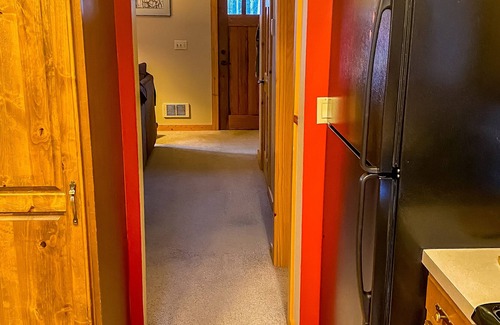 Jackson Casa | Fun, dog-friendly getaway with enclosed backyard & mountain views