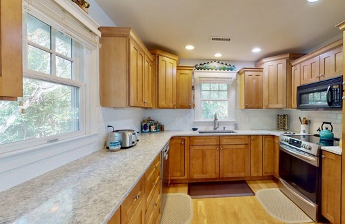 Bald Head Island Casa | Fun Family Beach Getaway, BHI & Shoals Club, 3 Golf Carts, 5 Porches w/Great Views