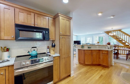 Bald Head Island Casa | Fun Family Beach Getaway, BHI & Shoals Club, 3 Golf Carts, 5 Porches w/Great Views