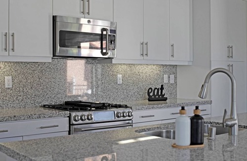 Ivey Ranch - Rancho Del Oro Casa | Fun In The Sun 2 Bed 2 Bath Home