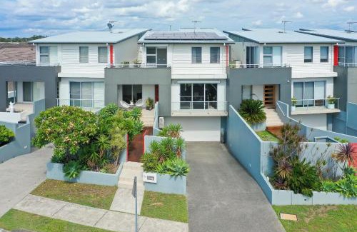 Harrington Casa | Fun in the Sun at Harrington