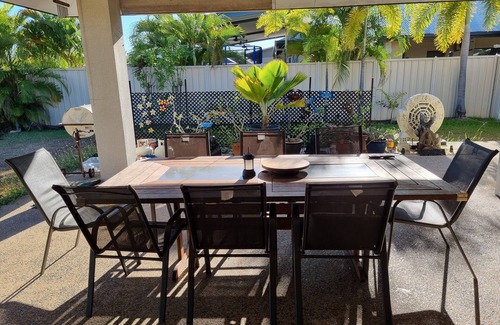 Bellamack Casa | Fun in the Sun Tropical retreat