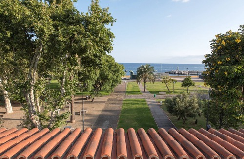Old Town Casa | Funchal Sea View Apartment (Zona Velha / Old Town)