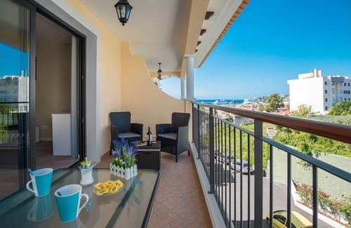 Santa Maria Maior Apartamento | Funchal SilverWood Apartment by LovelyStay