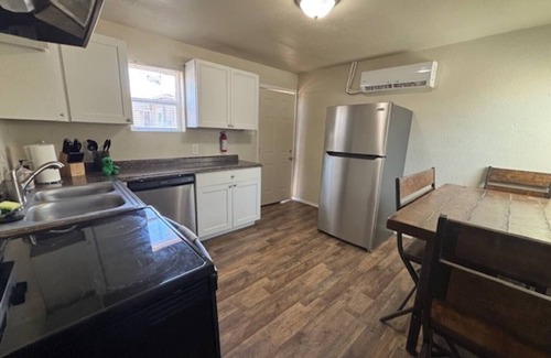 Roswell Casa | Functional, Fun & Convenient!