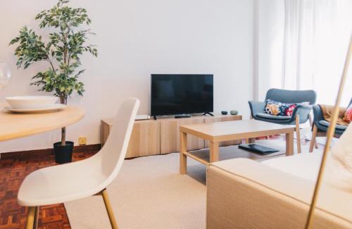 Castanos Apartamento | Funi apartment by People Rentals