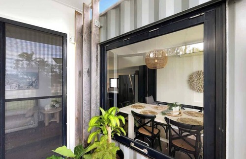 Buddina Casa | Funky Beachfront House Opposite Kawana Surf Club