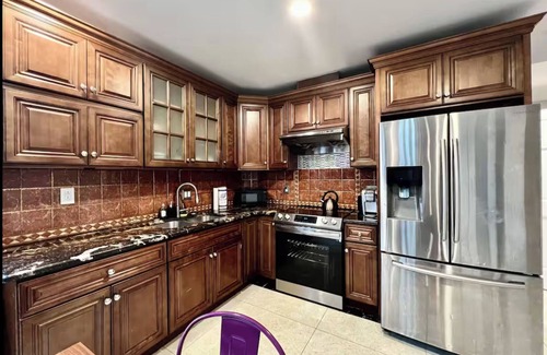 Chinatown Apartamento | Funky & Bright 4 Bed Apt in Prime location!
