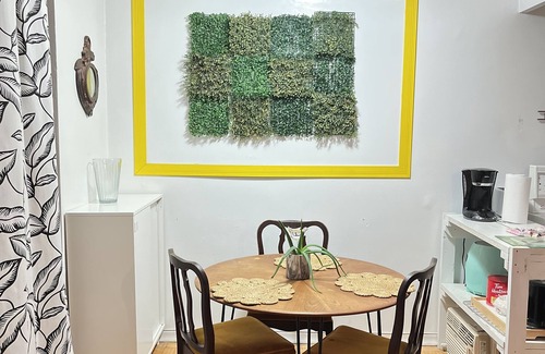 Parkdale Apartamento | Funky Liberty Village Apt - Mins to Downtown!
