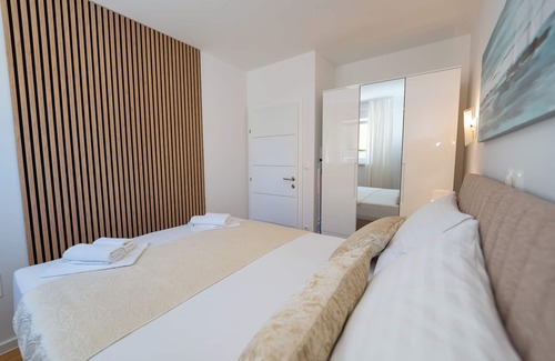 Novalja Casa | Funtastic Pool Villa Apartments