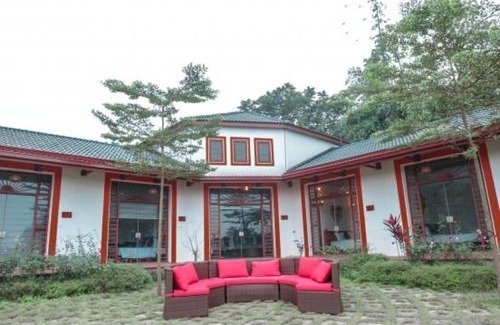 Luong Son Apartamento | Furano Garden - King Size Bed room