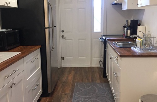 Saint Clair West Village Casa | Furnished 2 bedroom Apartment