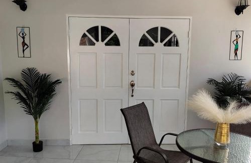 Diego Martin Apartamento | Furnished 2-Bedroom Flat for Rent