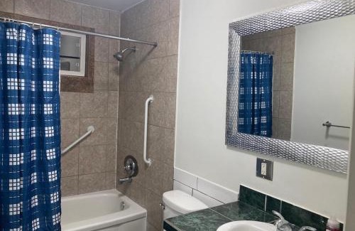 Coldbrook Apartamento | furnished 2 bedrooms house near Hospital