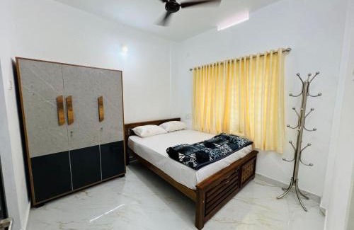 Thrissur Apartamento | Furnished 2 BHK Family Apartments near Triprayar Shree Rama Temple - Beevees Homes Thriprayar