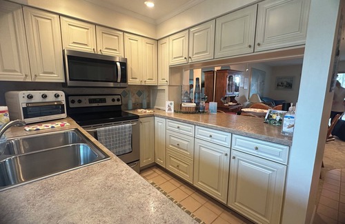 South Bradenton Apartamento | Furnished 2nd Floor Condo in a 55+ Community