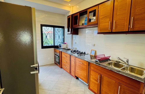 Douala Apartamento | Furnished 3 bedroom apartment BONAPRISO (104). KGV PRESTIGE RESIDENCE (DOUALA)