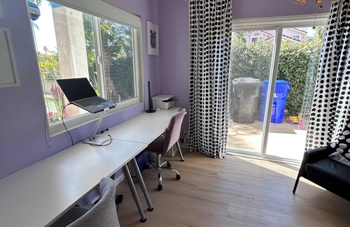 University City Casa | Furnished 3-bedroom house in La Jolla Colony with pool and park