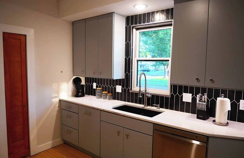 Hudson Casa | Furnished 3BR Corporate Rental, Walk to Downtown Hudson, 21 minutes to St. Paul