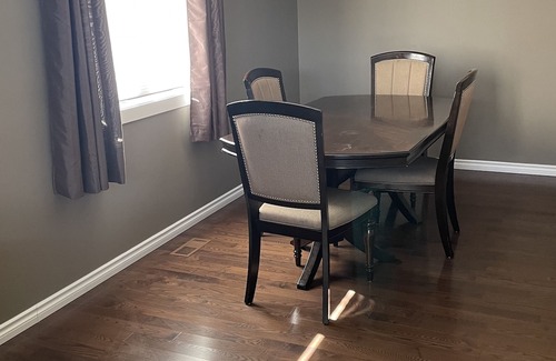 Kindersley Casa | Furnished 4 bedroom home in Kindersley