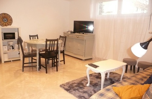 Mittelhausbergen Apartamento | Mittelhausbergen furnished apartment near Strasbourg
