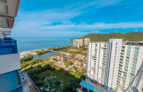 Pozos Colorados Apartamento | APARATAMENTO AMOBLADO CON SALIDA DIRECTA A LA PLAYA Y UN MUELLE SOBRE EL LAGO