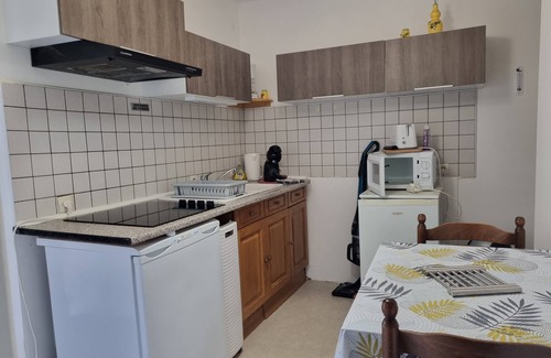 Pelussin Apartamento | Furnished apartment with office