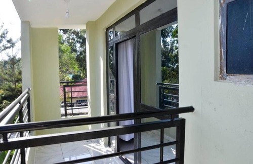 Migori Apartamento | Furnished apartments in Migori : Deluxe Double Room with Balcony