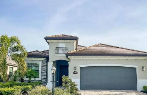 Braden River Casa | Furnished Bundled Golf Home in Lakewood National Golf Club @ Lakewood Ranch, FL