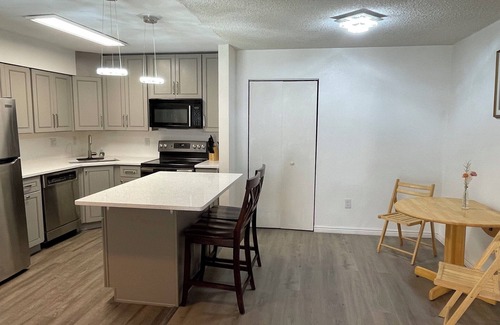 Aurora Condominio | Furnished Condo for a month or more
