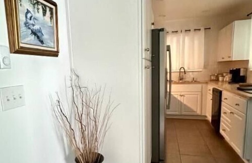 Seabeck Cabaña | Furnished Cottage on 5 peaceful acres just min to towns, hospital, Seattle Ferry
