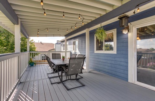 Thornton Casa | Furnished Deck and Fire Pit Thornton Family Retreat