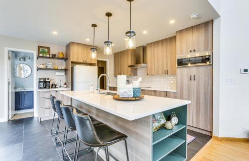 Castle Rock Casa | Furnished Deck, Mountain View Castle Rock Home!