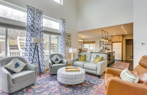 Castle Rock Casa | Furnished Deck, Mountain View Castle Rock Home!
