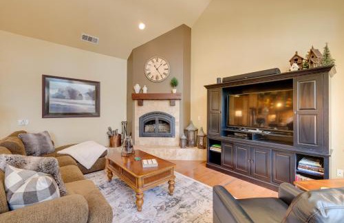 Croft Casa | Furnished Decks and Grill Peaceful Pioneer Home!