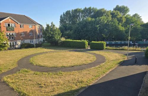 Cradley Casa | Furnished double room