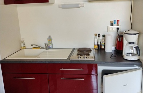 Courseulles-sur-Mer Apartamento | Furnished one-storey studio 17m² with enclosed garden 300 metres from the sea