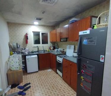 Al Qasimia Apartamento | Furnished room