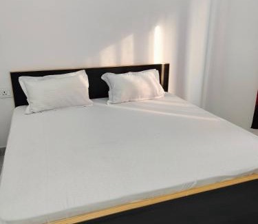 Mohangarh Casa | Furnished Room Near IIM College