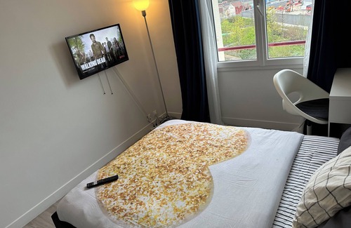 La Courneuve Cama Y Desayuno | Furnished room subway 7 La Courneuve
